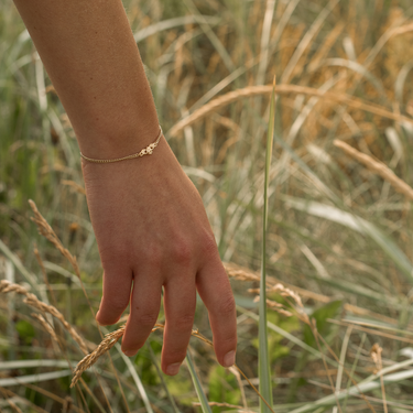 Gold Claddagh bracelet