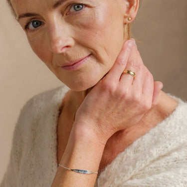 Gold Lean do bhrionglóid sentiment ring