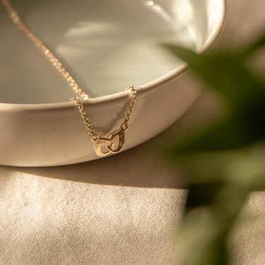 Gold Buíochas go deo small double pendant