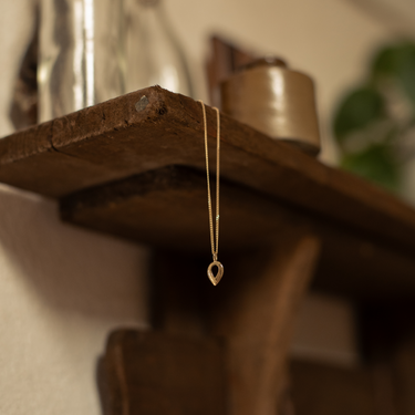 Gold Buíochas go deo small single pendant