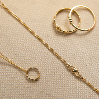 Gold Claddagh bracelet