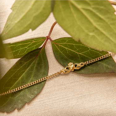 Gold Claddagh bracelet