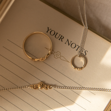 Silver | Gold Claddagh bracelet