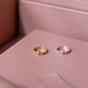Gold Claddagh ring charm